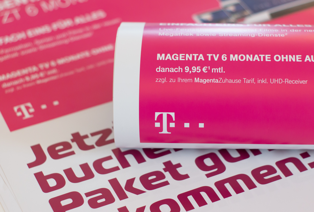 telekom magenta mobil Din A1-plakate im packkontor